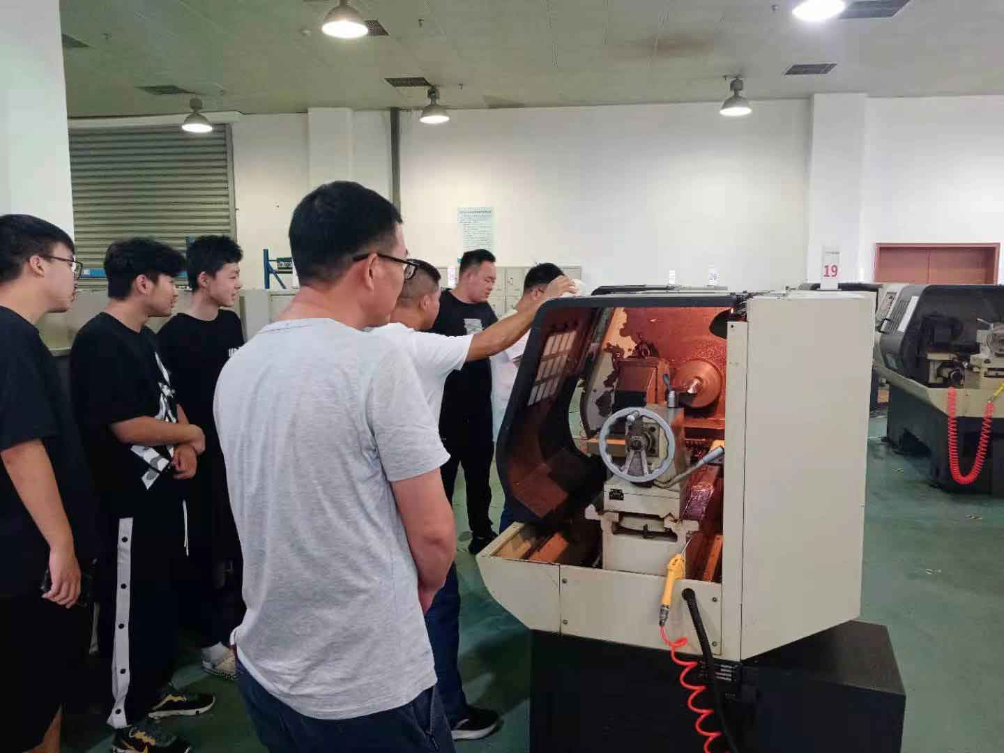 数控编程培训：精准对接工厂需求 培养实用型人才